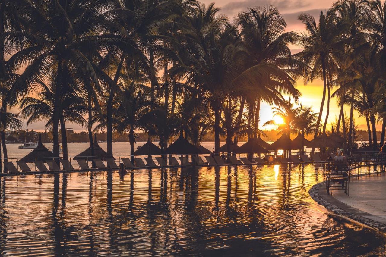 Mauricia Beachcomber Resort&Spa Grand Baie Exterior foto