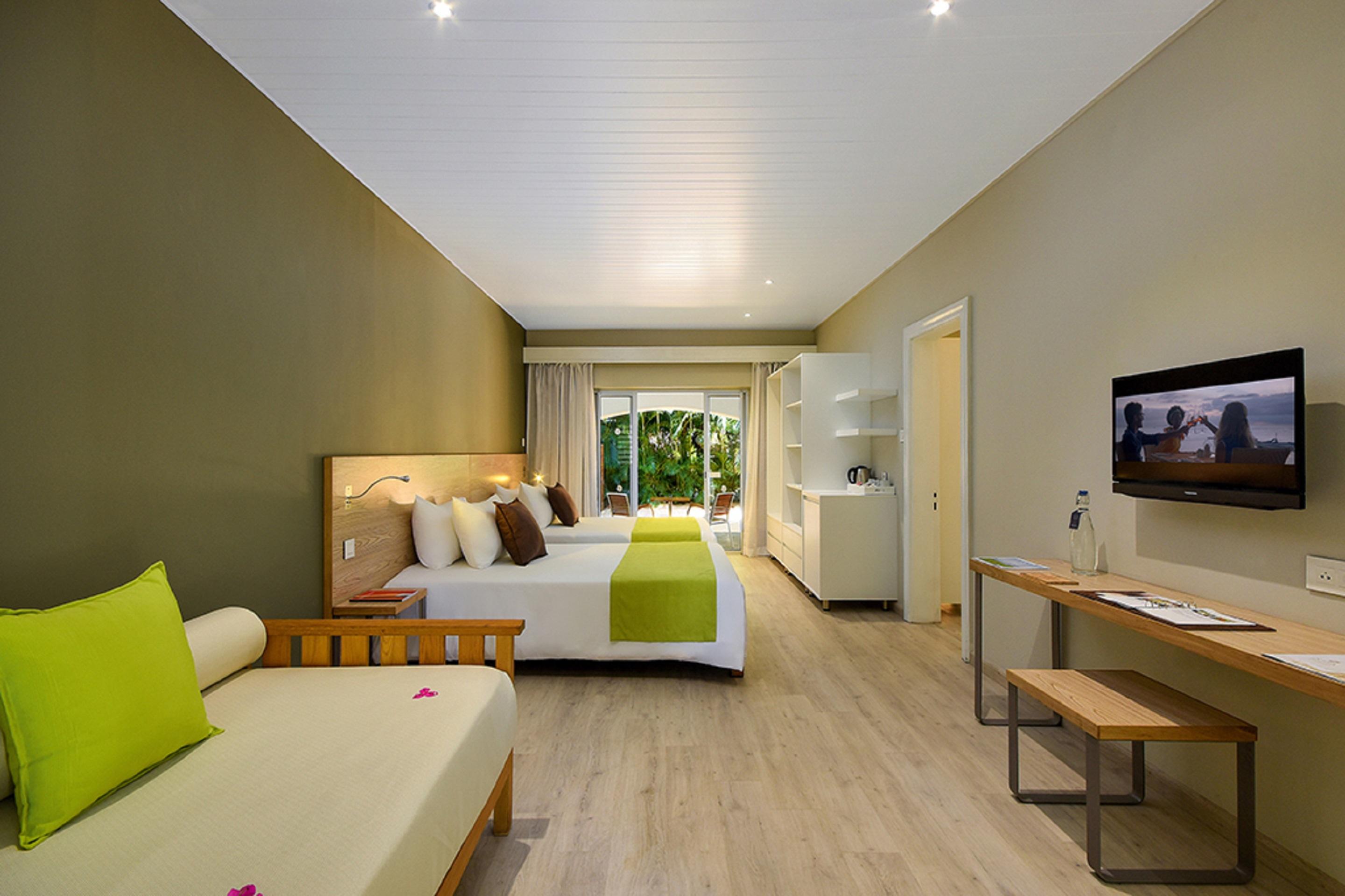 Mauricia Beachcomber Resort&Spa Grand Baie Exterior foto