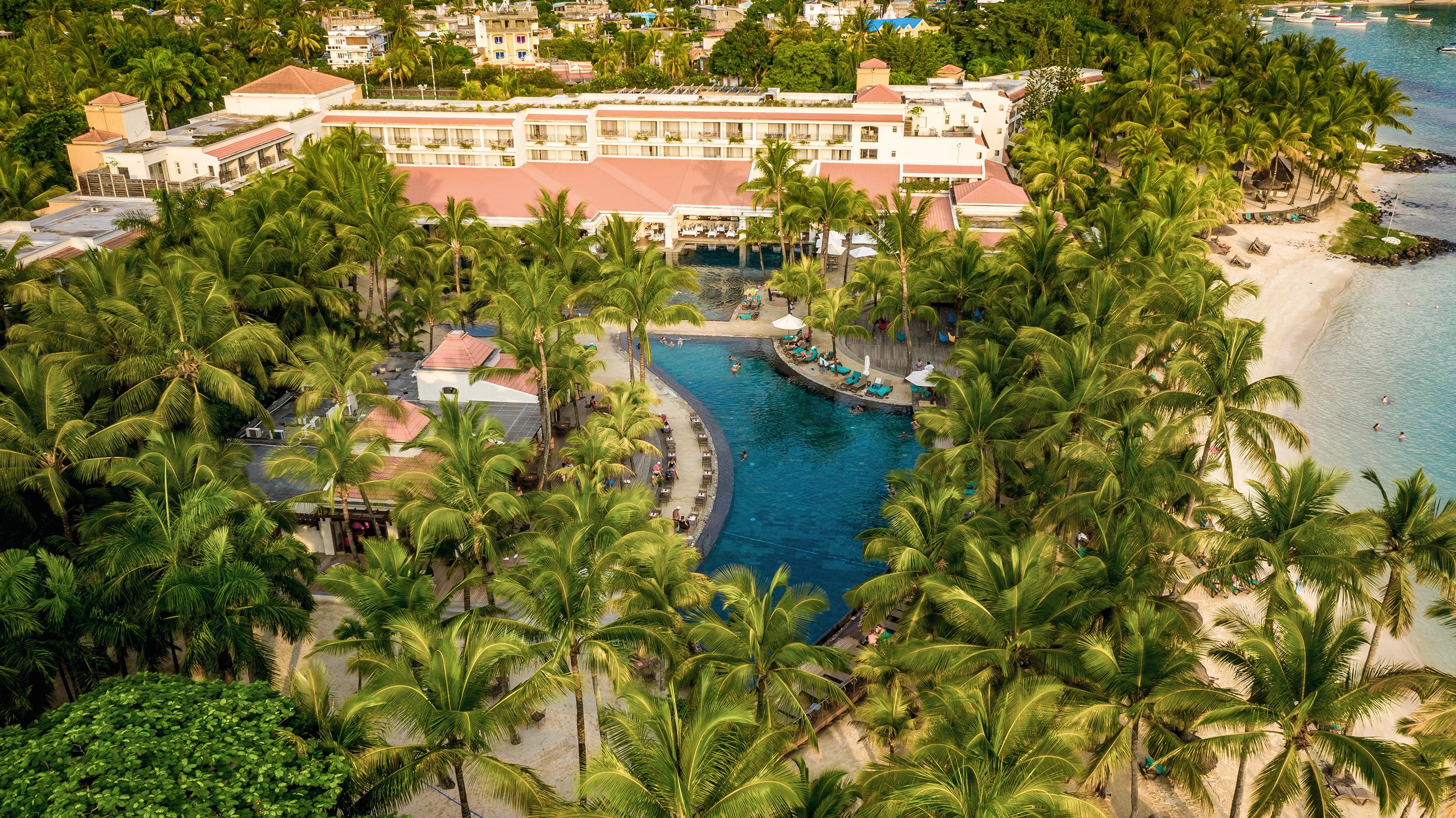 Mauricia Beachcomber Resort&Spa Grand Baie Exterior foto