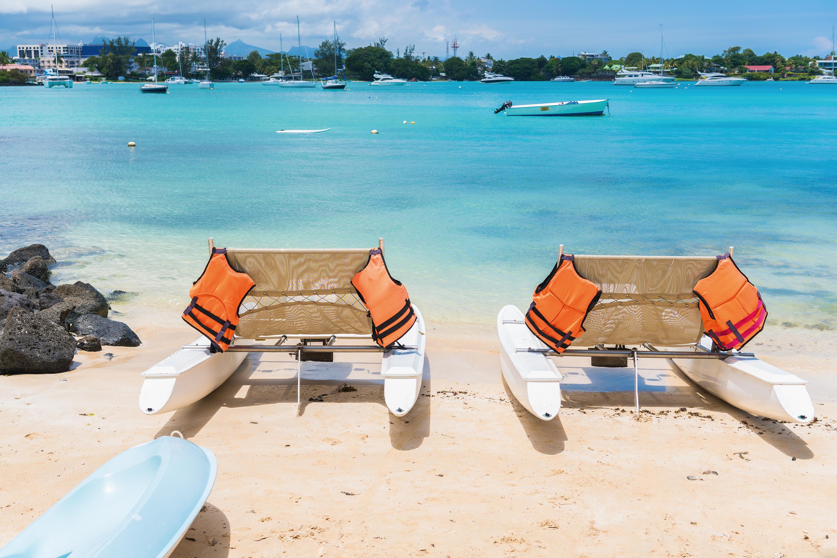 Mauricia Beachcomber Resort&Spa Grand Baie Exterior foto