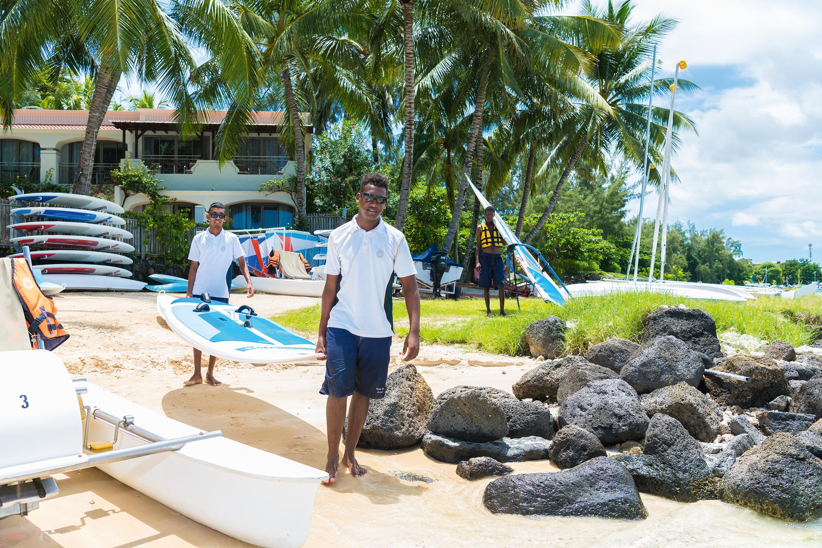 Mauricia Beachcomber Resort&Spa Grand Baie Exterior foto