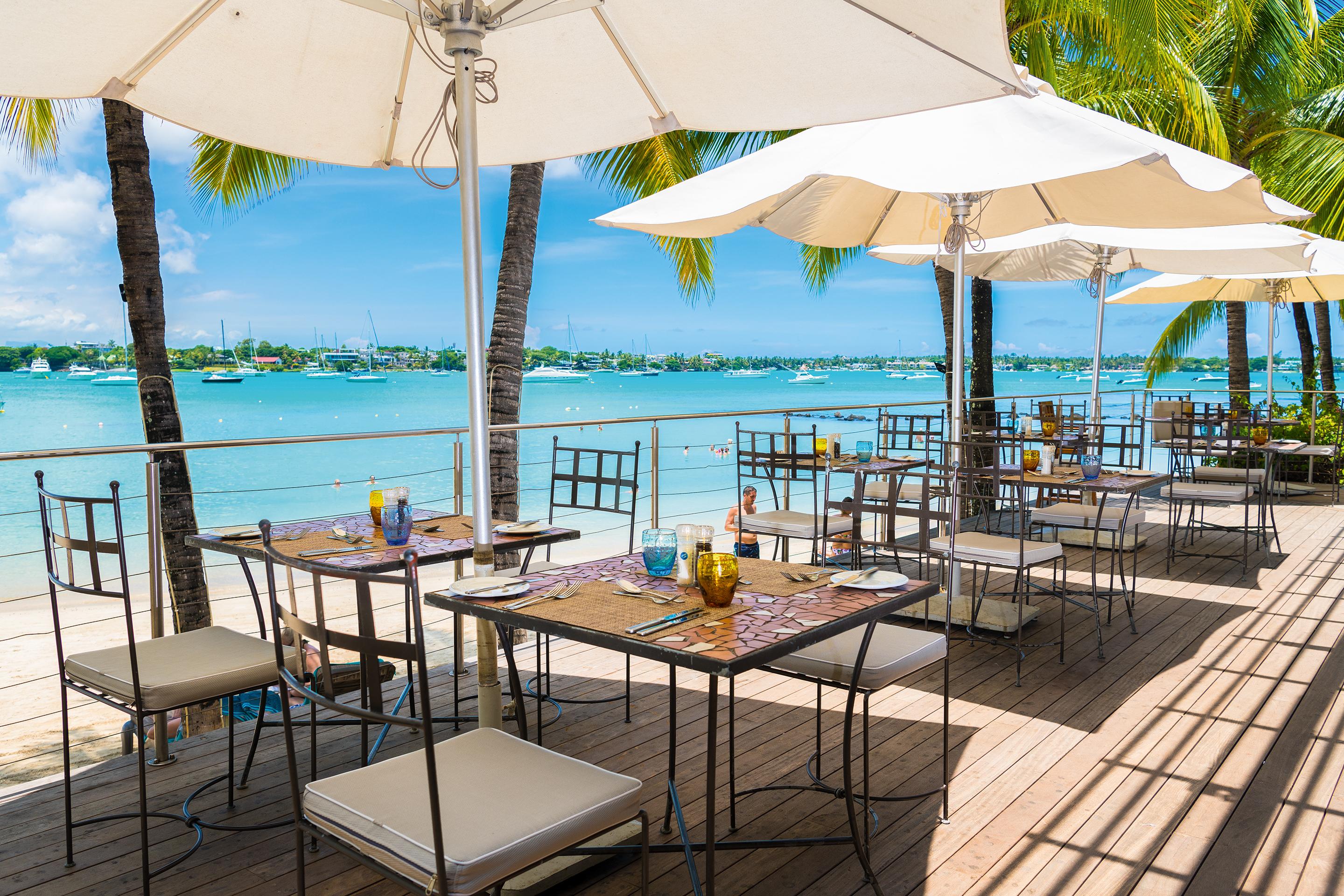 Mauricia Beachcomber Resort&Spa Grand Baie Exterior foto